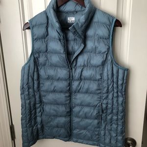 Lightweight Puffer Vest by 32 Degrees, Size XL.